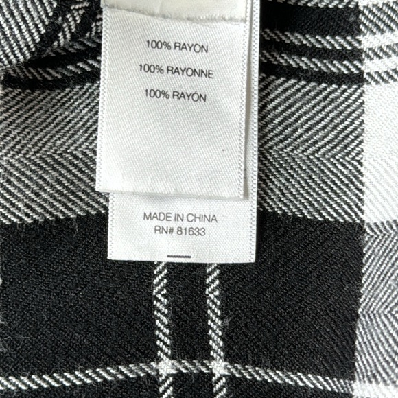 Kenneth Cole ladies top - Picture 9 of 9